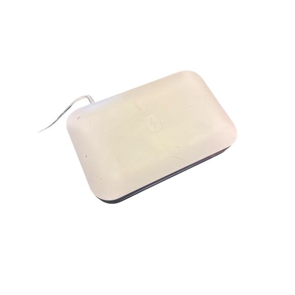 Phonesoap UV Cell Phone Sanitizer And‎ Dual Charger/White | UV Phone Cleaner - Picture 6 of 7